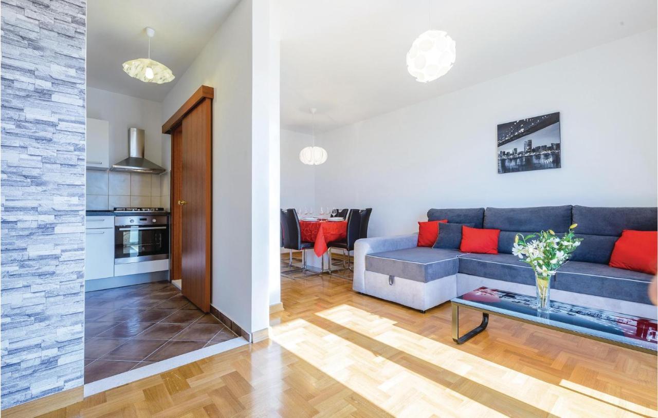 Nice Apartment In Cavtat With Wifi Екстер'єр фото