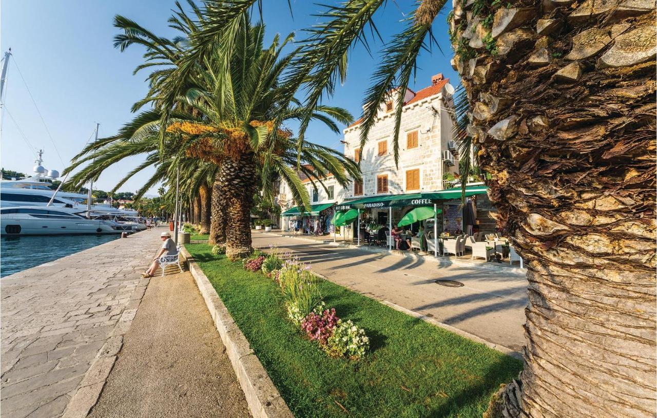 Nice Apartment In Cavtat With Wifi Екстер'єр фото