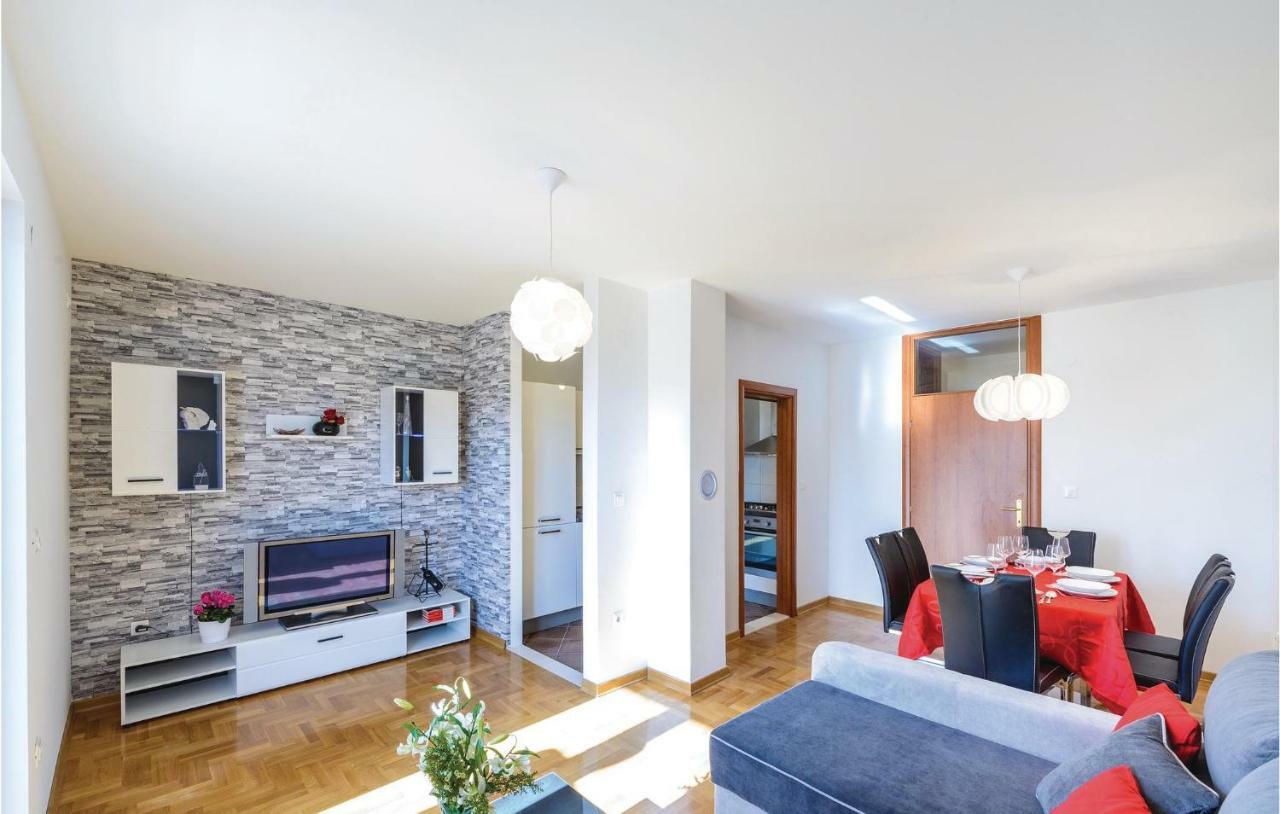 Nice Apartment In Cavtat With Wifi Екстер'єр фото